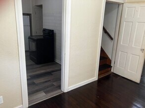 2330 Rugby Rd in Dayton, OH - Building Photo - Building Photo