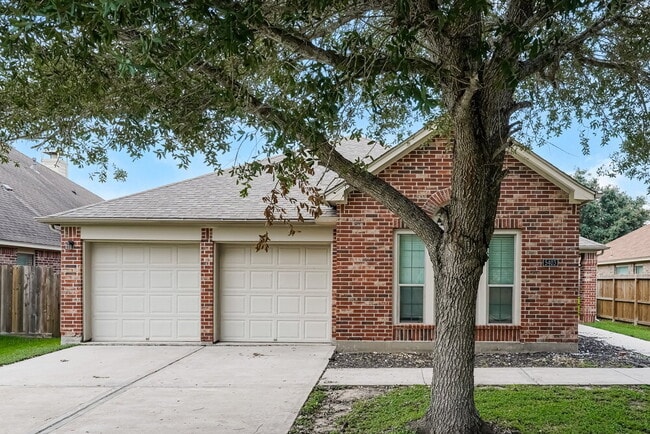 property at 5403 Belvedere Dr