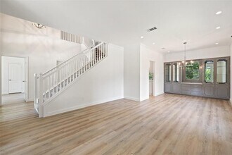 5700 Carry Back Ln in Austin, TX - Building Photo - Building Photo