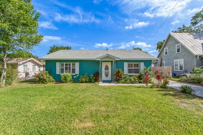 property at 417 Palm Ave