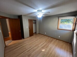 4455 S Griffin Ave in Milwaukee, WI - Building Photo - Building Photo