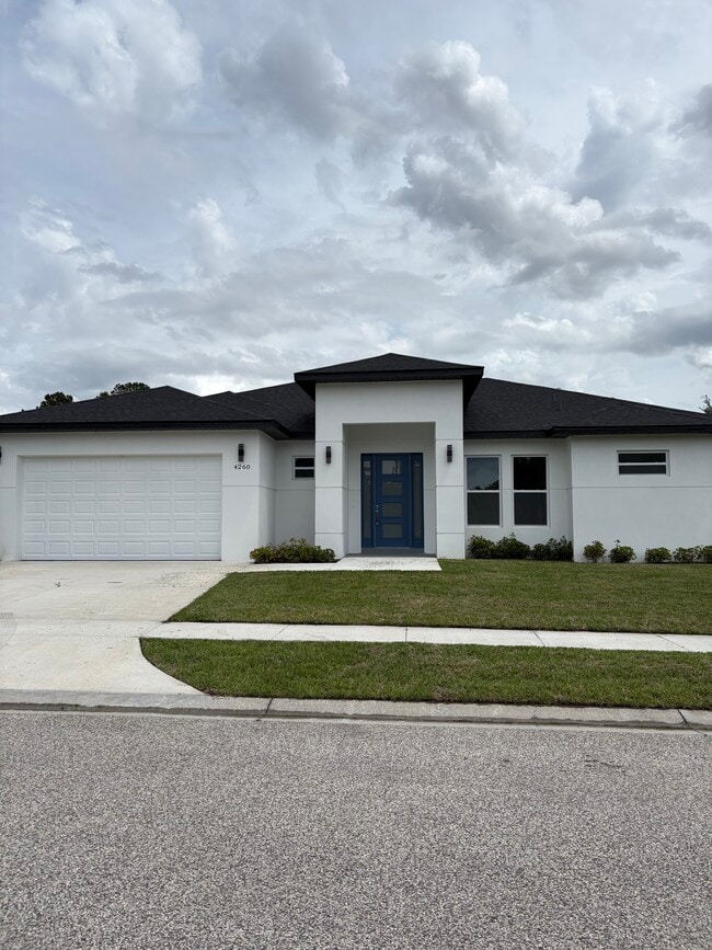 4260 Baudelaire Ct in Brooksville, FL - Building Photo - Building Photo