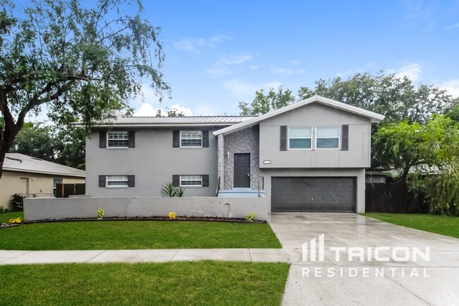 property at 1110 Estatewood Dr