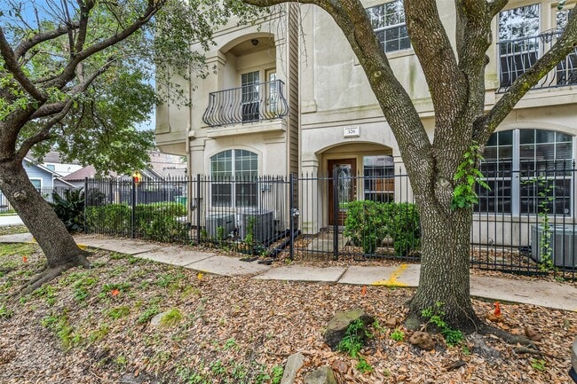 property at 326 Malone St