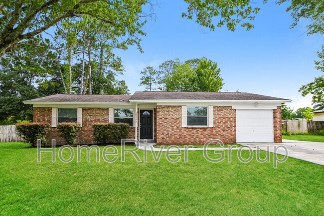 property at 193 N Teakwood Cir