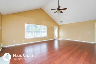 501 Cedar Park Cir in La Vergne, TN - Building Photo - Building Photo