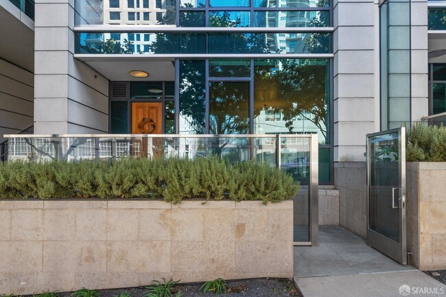 489 Harrison St in San Francisco, CA - Foto de edificio - Building Photo