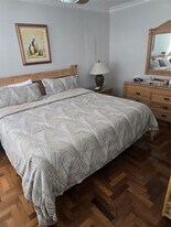 106 E Commercial Blvd in Oakland Park, FL - Building Photo