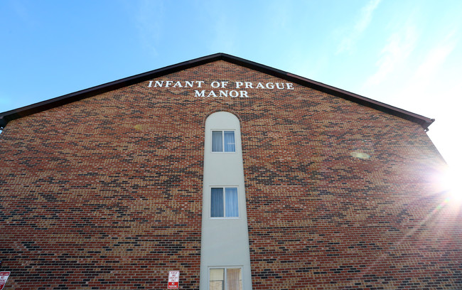 Infant of Prague Manor in Warren, OH - Building Photo - Building Photo