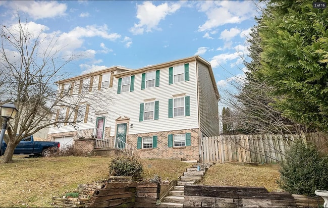 property at 201 Breezewood Dr