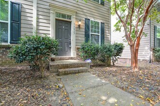 13827 Hill St in Huntersville, NC - Foto de edificio - Building Photo