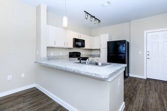 Hills At Leander in Leander, TX - Foto de edificio - Building Photo