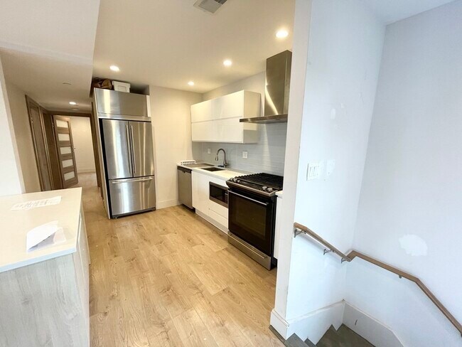 118 Buttonwood St in Boston, MA - Building Photo - Building Photo