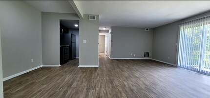 4420 Flowerdale Ave in Kettering, OH - Building Photo - Building Photo