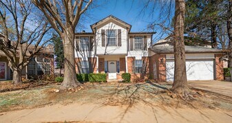 11234 Locust Cir in Jenks, OK - Building Photo