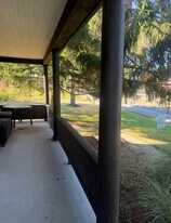 1048 Danby Rd in Ithaca, NY - Building Photo