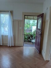 1084 Aileen St in Oakland, CA - Building Photo - Building Photo