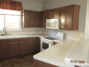 7324 Peregrine Rd NE in Albuquerque, NM - Foto de edificio - Building Photo