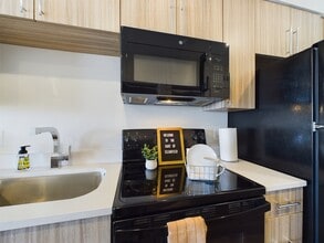 Hart Apartments in Clearfield, UT - Building Photo - Building Photo
