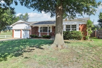 309 Sherri Ln in Yukon, OK - Building Photo - Building Photo