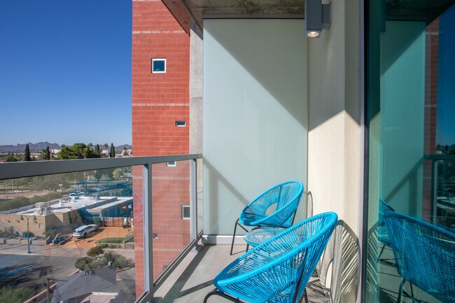 The Gallery on Fifth in Tucson, AZ - Building Photo - Building Photo