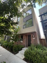 328 11th St in Sacramento, CA - Building Photo
