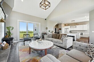 1850 S Ridge Rd in Castle Rock, CO - Foto de edificio - Building Photo