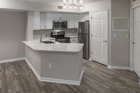 Building Photo - Canterbury Cove Apartments in Orlando, Florida