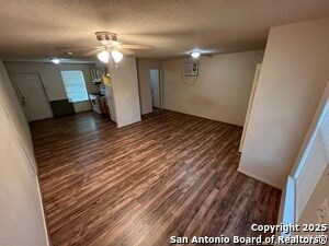 1926 TX-16-Unit -3 in Bandera, TX - Building Photo - Building Photo