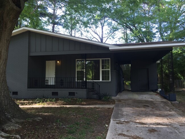 property at 3044 Green Valley Rd