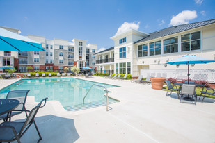 Aquia Apartments