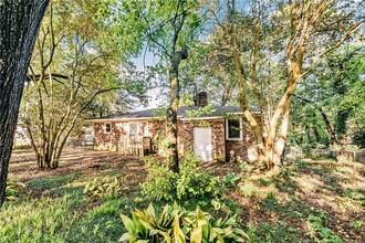 1906 Poplar Dr in Fayetteville, NC - Building Photo - Building Photo