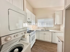 8467 Benjamin Dr in Huntington Beach, CA - Building Photo - Building Photo