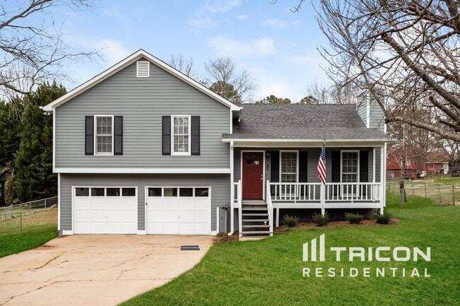 property at 48 Sumer Ln S