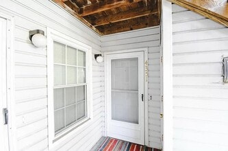 4351 Beasley Ct, Unit 1 in Virginia Beach, VA - Foto de edificio - Building Photo