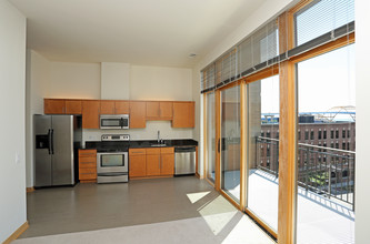 Gaslight & Corcoran Lofts in Milwaukee, WI - Building Photo - Interior Photo