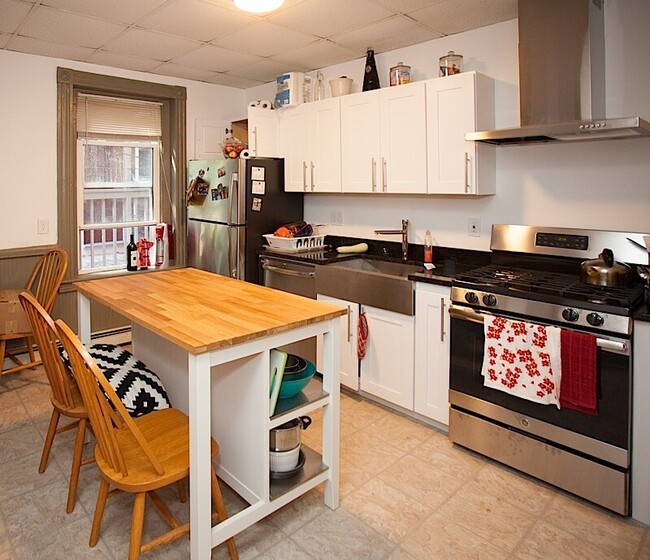 135 Columbia St, Unit 147-2L in Cambridge, MA - Building Photo - Building Photo