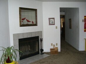 6160 SW Alice Ln in Beaverton, OR - Building Photo - Building Photo