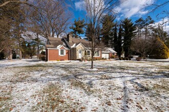 4218 Hecktown Rd in Bethlehem, PA - Foto de edificio - Building Photo