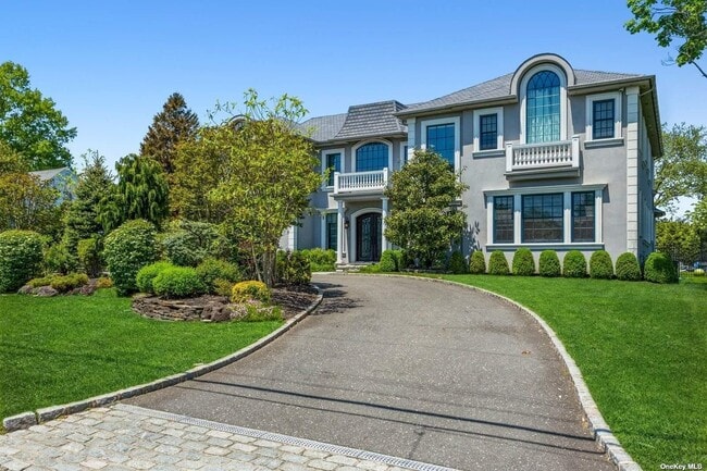 302 Hewlett Neck Rd in Woodmere, NY - Building Photo - Building Photo