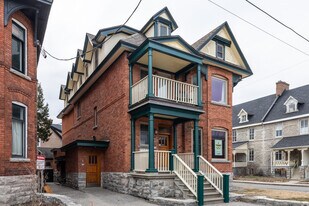 212 Cobourg St in Ottawa, ON - Building Photo
