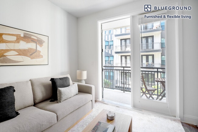 3403 Harmon Ave, Unit SI FL4-ID135 in Austin, TX - Building Photo - Building Photo