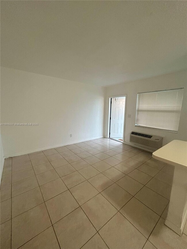 1119 NE 15th St in Fort Lauderdale, FL - Building Photo - Building Photo