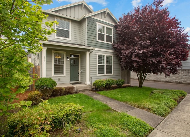 253 NE Sloane Way in Hillsboro, OR - Building Photo - Building Photo