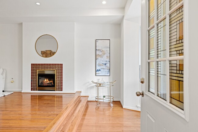 1429 S St NW in Washington, DC - Building Photo - Interior Photo