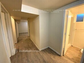 8188 Stuart St in Westminster, CO - Foto de edificio - Building Photo