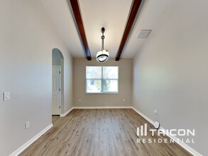 310 Salvia Ct in Bradenton, FL - Building Photo - Building Photo