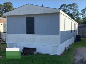 1511 Jones St in Rosenberg, TX - Building Photo