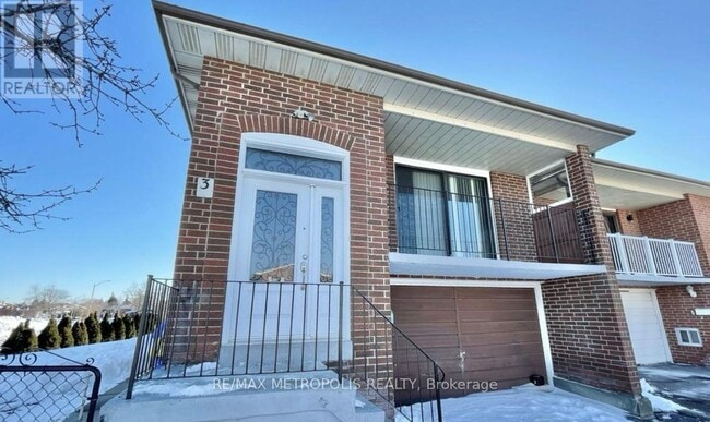 3 Prairie Dunes Pl in Vaughan, ON - Building Photo - Building Photo