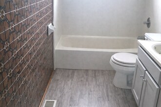 2854 Merts Dr in Indianapolis, IN - Building Photo - Building Photo